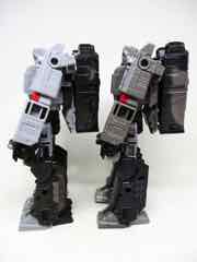 Transformers Generations War for Cybertron Trilogy Megatron with Captive Pinpointer and Captive Lionizer Action Figure