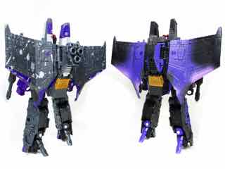 Transformers Generations War for Cybertron Trilogy Hotlink with Heatstroke and Heartburn Action Figure