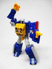 Transformers Generations War for Cybertron Trilogy Selects Greasepit Action Figure