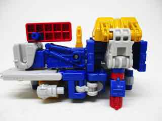 Transformers Generations War for Cybertron Trilogy Selects Greasepit Action Figure