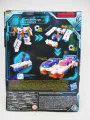 Hasbro Transformers Generations War for Cybertron Earthrise Deluxe Airwave Action Figure