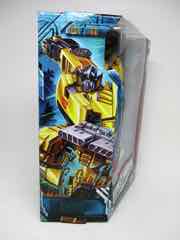 Hasbro Transformers Generations War for Cybertron Earthrise Deluxe Sunstreaker Action Figure