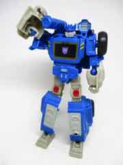 Transformers Authentics Alpha Soundwave Action Figure