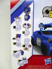 Transformers Authentics Alpha Soundwave Action Figure