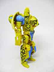 Hasbro Transformers Generations War for Cybertron Kingdom Deluxe Cheetor Action Figure