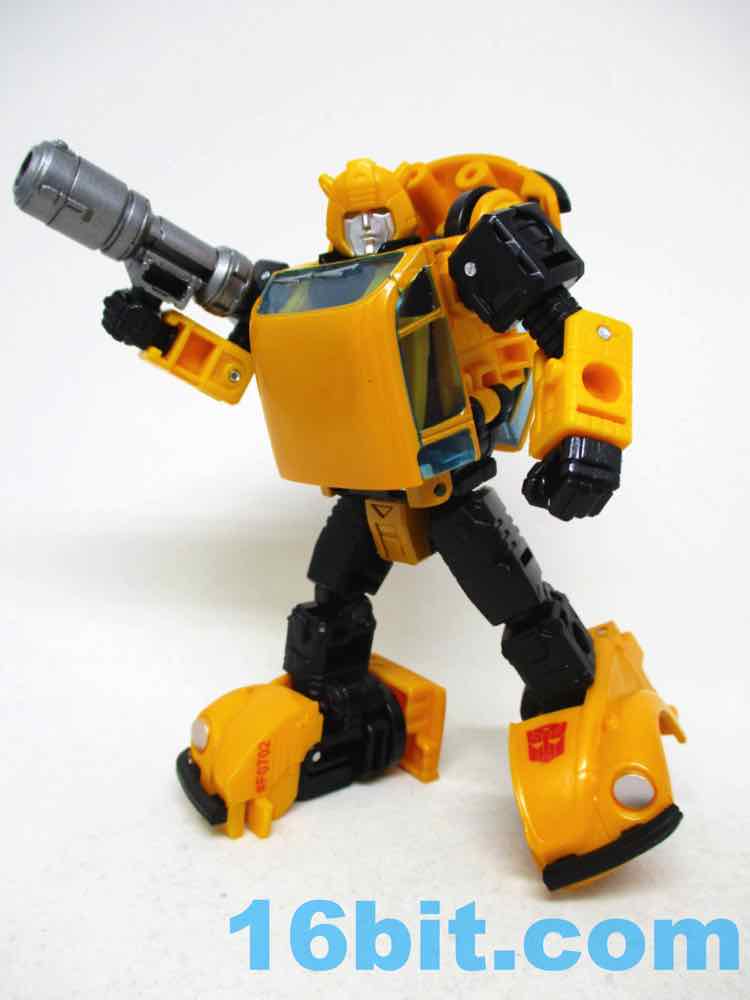 war for cybertron trilogy bumblebee toy