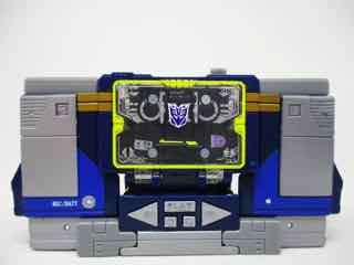 Transformers Generations War for Cybertron Trilogy Soundwave with Laserbeak and Ravage Action Figure