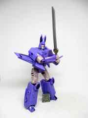 Hasbro Transformers Generations War for Cybertron Kingdom Voyager Cyclonus Action Figure