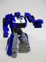 Hasbro Transformers Authentics Bravo Barricade Action Figure