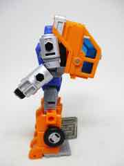 Hasbro Transformers Generations War for Cybertron Kingdom Deluxe Huffer Action Figure