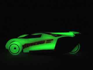 Mattel Hot Wheels Glow Racers Lindster Prototype Die-Cast Metal Vehicle