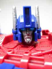 Hasbro Transformers Generations War for Cybertron Kingdom Leader Ultra Magnus Action Figure