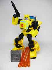 Hasbro Transformers Generations War for Cybertron Trilogy Deluxe Buzzworthy Origin Bumblebee Action Figure