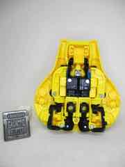 Hasbro Transformers Generations War for Cybertron Trilogy Deluxe Buzzworthy Origin Bumblebee Action Figure