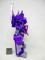 Transformers Authentics Alpha Shockwave Action Figure