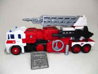 Transformers Generations War for Cybertron Trilogy Selects Artfire with Nightstick Action Figure