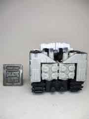 Hasbro Transformers Generations War for Cybertron Kingdom Deluxe Slammer Action Figure