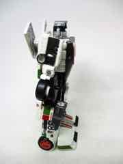 Transformers Generations War for Cybertron Earthrise Deluxe Wheeljack Action Figure