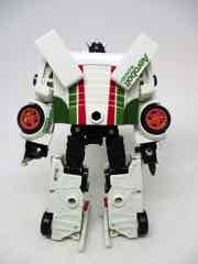 Transformers Generations War for Cybertron Earthrise Deluxe Wheeljack Action Figure