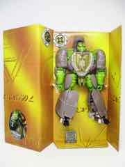 Hasbro Transformers Generations War for Cybertron Kingdom Voyager Rhinox Action Figure