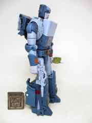 Hasbro Transformers Buzzworthy Bumblebee Studio Series 86 Deluxe Kup Action Figure