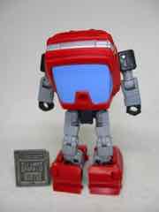 Hasbro Transformers Buzzworthy Bumblebee Studio Series 86 Deluxe Cliffjumper Action Figure