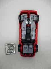 Hasbro Transformers Buzzworthy Bumblebee Studio Series 86 Deluxe Cliffjumper Action Figure