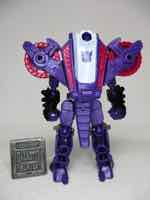 Hasbro Transformers Legacy Core Iguanus Action Figure