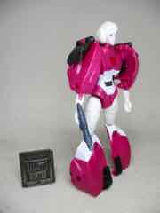 Transformers Authentics Bravo Autobot Arcee Action Figure