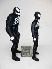 Hasbro Marvel Legends 375 Venom Action Figure