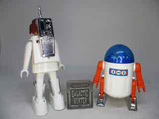 Schaper Playmobil 3591 Space Series Astronaut and Robot Figures