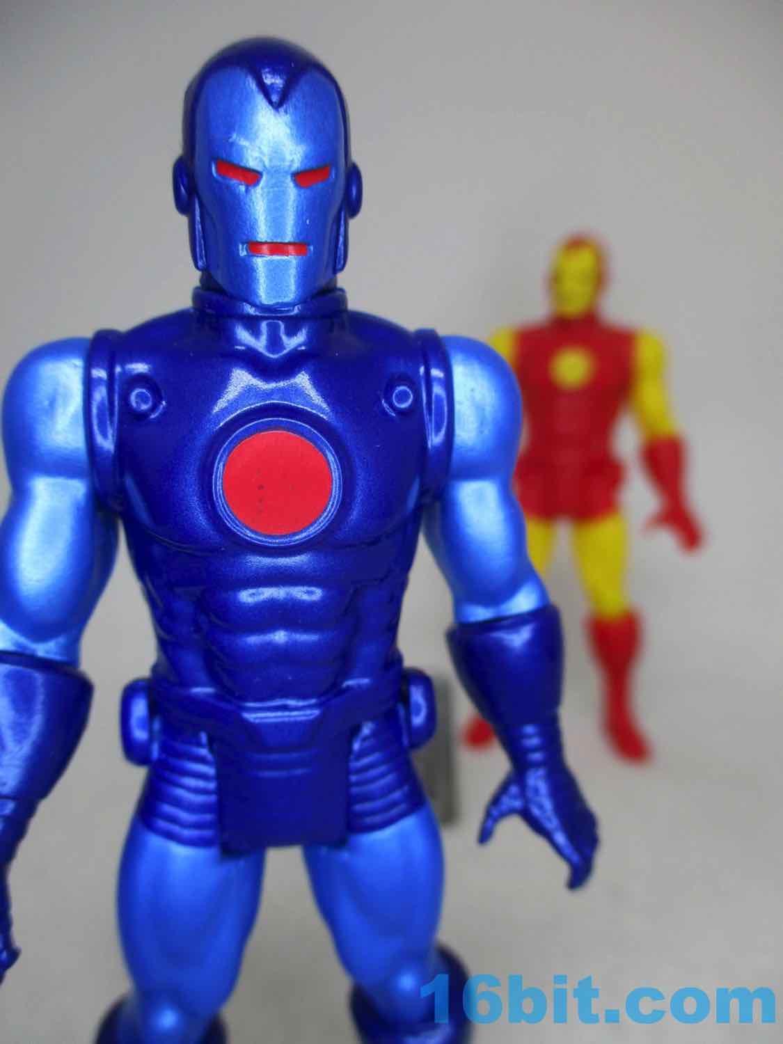 Hasbro Marvel Legends Retro 375 Collection Iron Man Action Figure