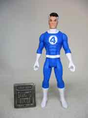 Hasbro Marvel Legends 375 Mr. Fantastic Action Figure