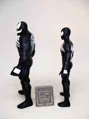 Hasbro Marvel Legends 375 Symbiote Spider-Man Action Figure