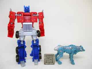 Hasbro Transformers Rise of the Beasts Deluxe Beast Weaponizers Optimus Prime and Chainclaw Figure