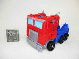 Hasbro Transformers Rise of the Beasts Deluxe Beast Weaponizers Optimus Prime and Chainclaw Figure