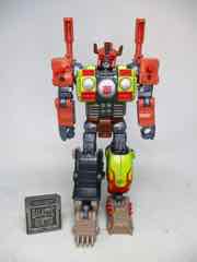 Hasbro Transformers Legacy Evolution Deluxe Crashbar Action Figure