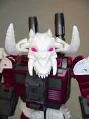 Hasbro Transformers Legacy Evolution Deluxe Skullgrin Action Figure