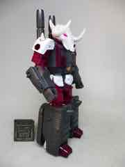 Hasbro Transformers Legacy Evolution Deluxe Skullgrin Action Figure