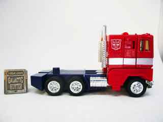 Takara-Tomy Transformers Missing Link C-01 Optimus Prime (Convoy) Action Figure