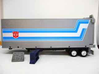 Takara-Tomy Transformers Missing Link C-01 Optimus Prime (Convoy) Action Figure