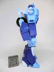 Hasbro Transformers Generations Legacy Velocitron Speedia 500 Collection Blurr