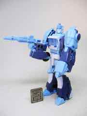 Hasbro Transformers Generations Legacy Velocitron Speedia 500 Collection Blurr