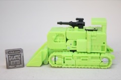 Hasbro Transformers Studio Series 86 Deluxe Constructicon Bonecrusher Action Figure