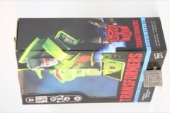 Hasbro Transformers Studio Series 86 Deluxe Constructicon Bonecrusher Action Figure
