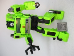 Hasbro Transformers Generations Legacy Velocitron Speedia 500 Collection Road Hauler