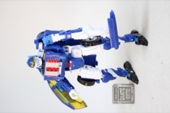 Hasbro Transformers Legacy United Deluxe Robots in Disguise 2001 Universe Side Burn Action Figure