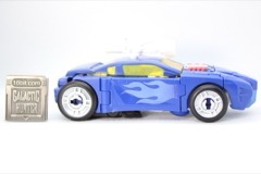 Hasbro Transformers Legacy United Deluxe Robots in Disguise 2001 Universe Side Burn Action Figure