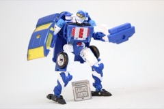 Hasbro Transformers Legacy United Deluxe Robots in Disguise 2001 Universe Side Burn Action Figure