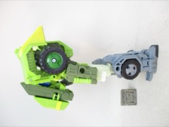 Hasbro Transformers Studio Series 86 Autobot Springer